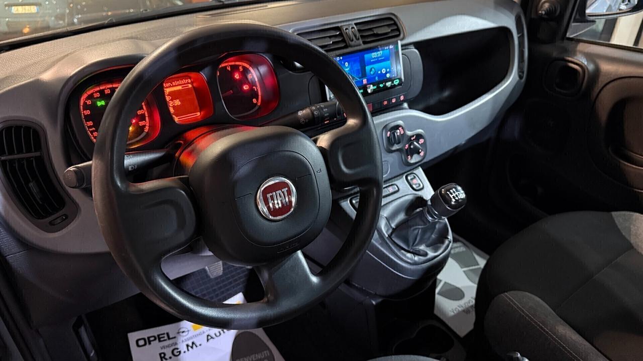 Fiat Panda 1.0 FireFly S&S Hybrid City Life TOUCH BLUETHOOT BLOCK SHAFT
