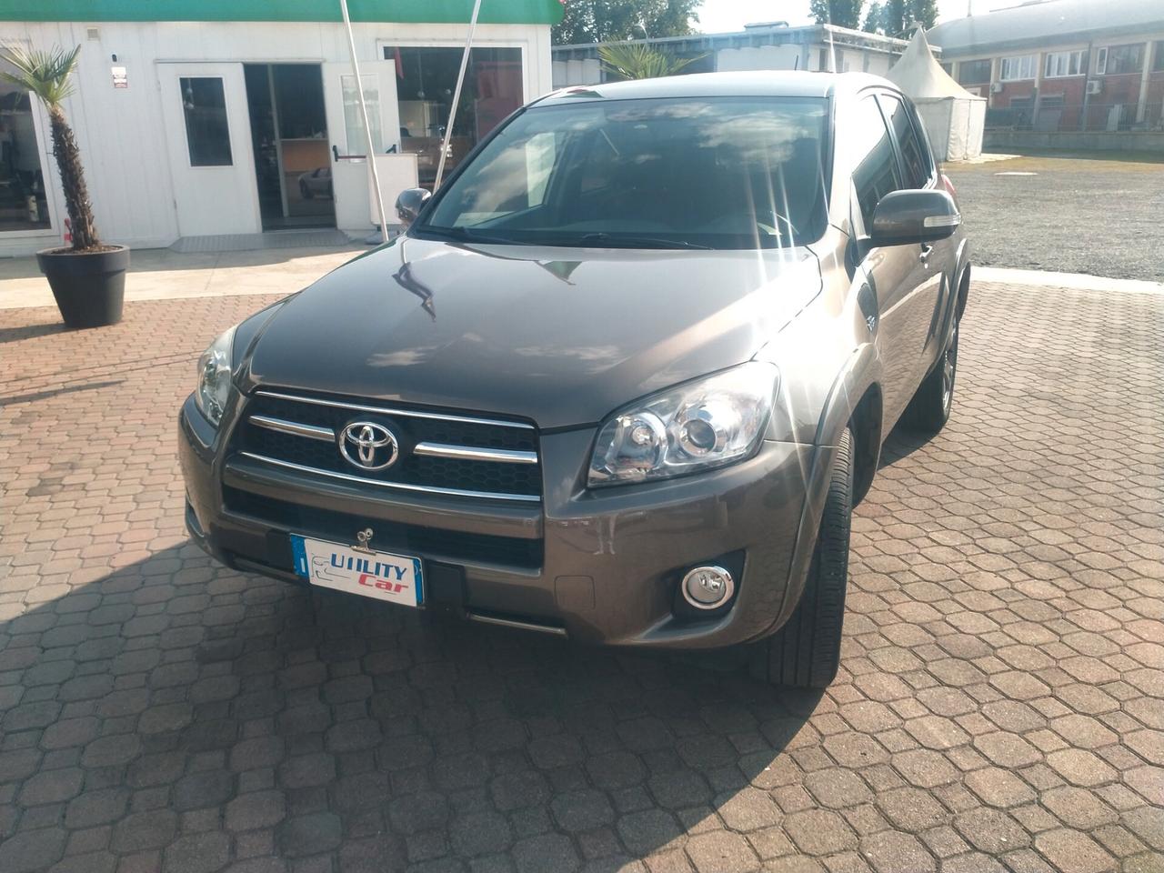 Toyota RAV 4 RAV4 Crossover 2.2 D-4D 150 CV DPF Luxury