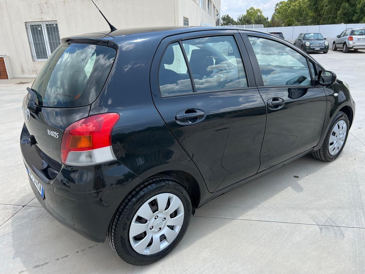 Toyota Yaris 1.0 5 porte 2009