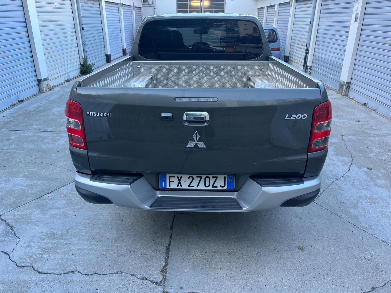 Mitsubishi L200 2.4 DI-D/154CV Double Cab Intense Navi MGN