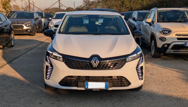 RENAULT Clio FULL HYBRID 1.6cc 145cv E-TECH EVOLUTION