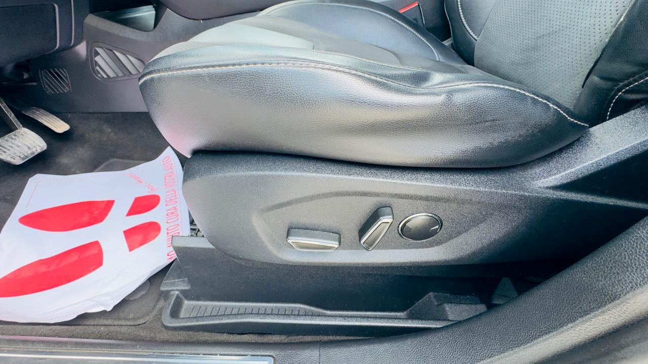 Ford S-Max 2.0 TDCi 150CV S&S Powershift 7p.ti Titanium Business