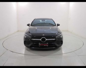 MERCEDES-BENZ CLA 200 d Automatic Premium