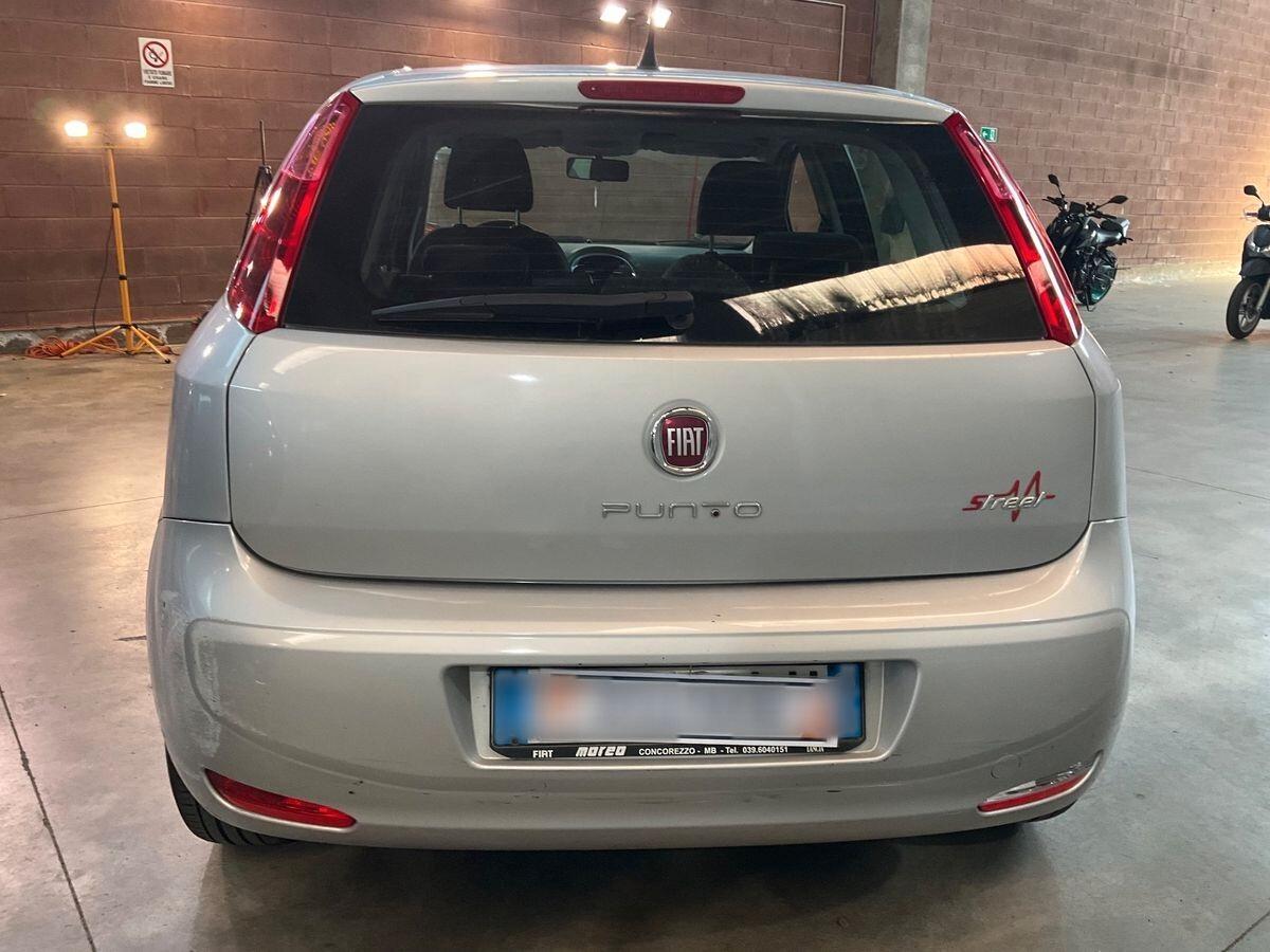 Fiat Punto 1.3 MJT II 75 CV 5 porte Street