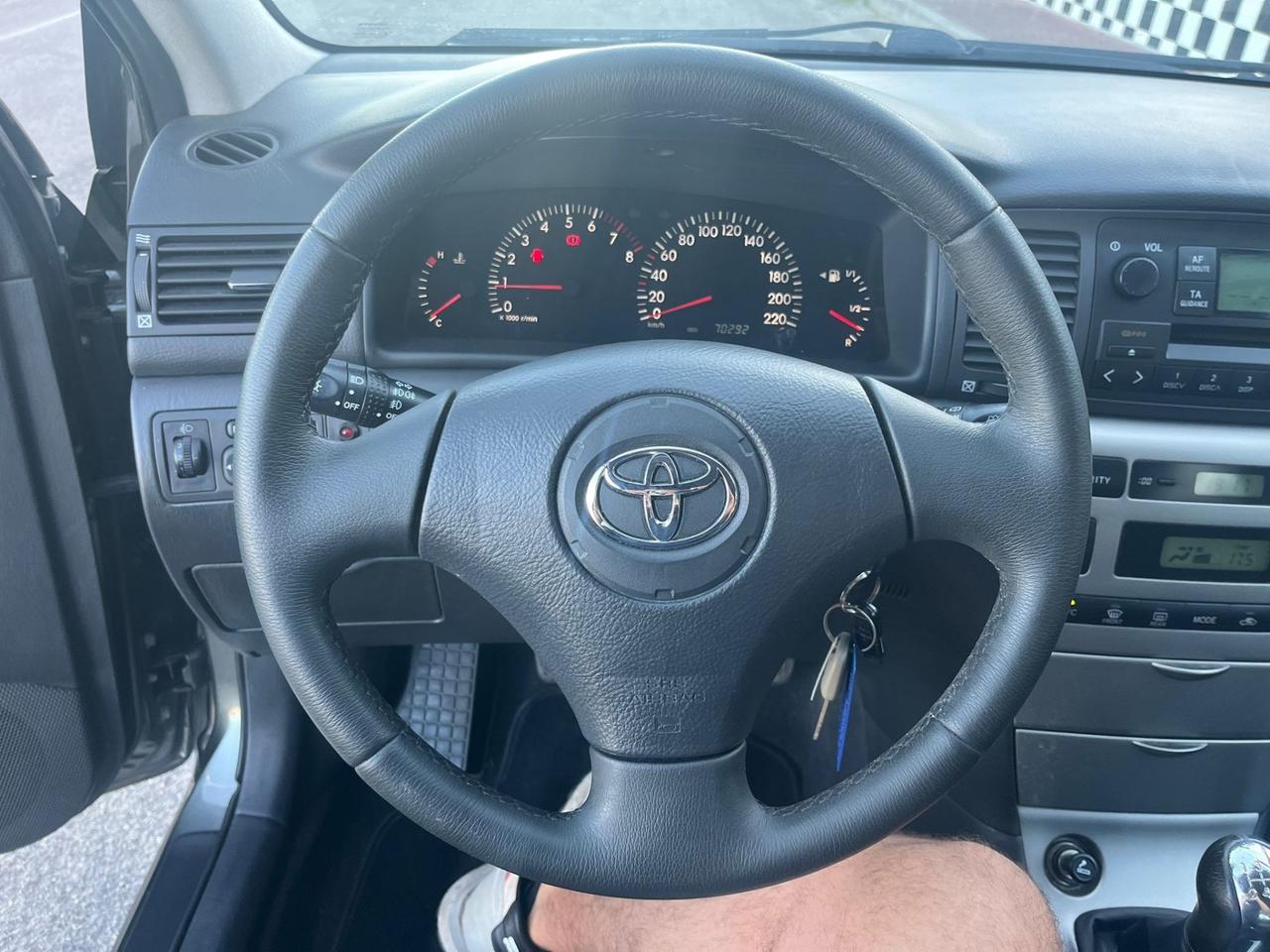Toyota Corolla 1.4 16V 5 porte Unipro 2004