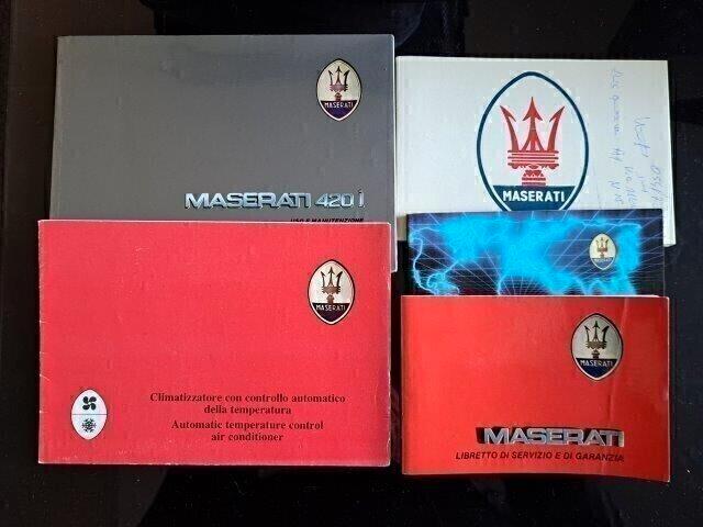 Maserati 422 i service book -1988