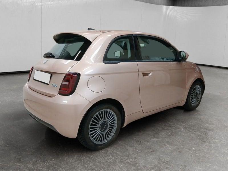 FIAT 500 500e 42 kWh La Prima