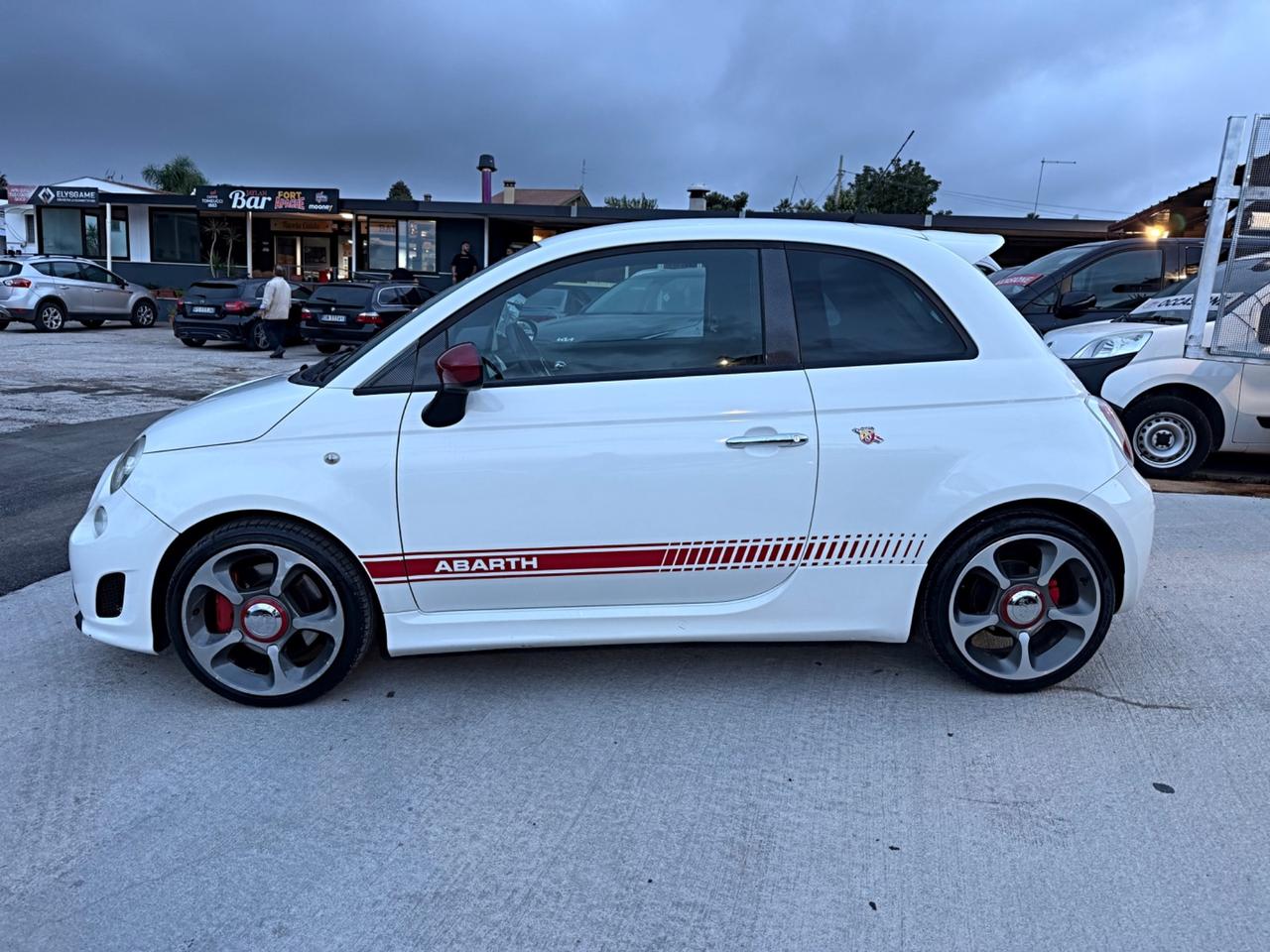Abarth 500 1.4 Turbo T-Jet Kit Esse da 160 CV