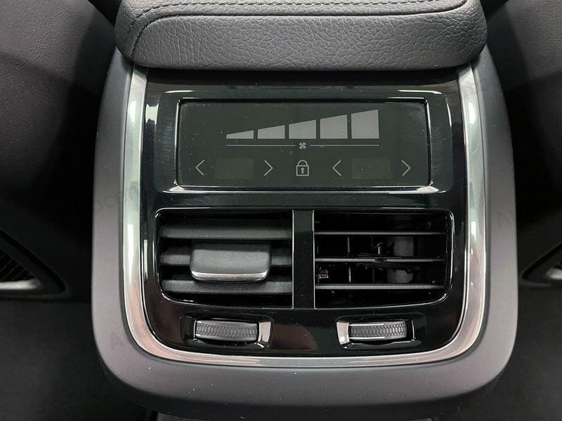 Volvo V60 Cross Country CROSS COUNTRY B4 (d) 197CV AWD AUT BUSINESS PRO