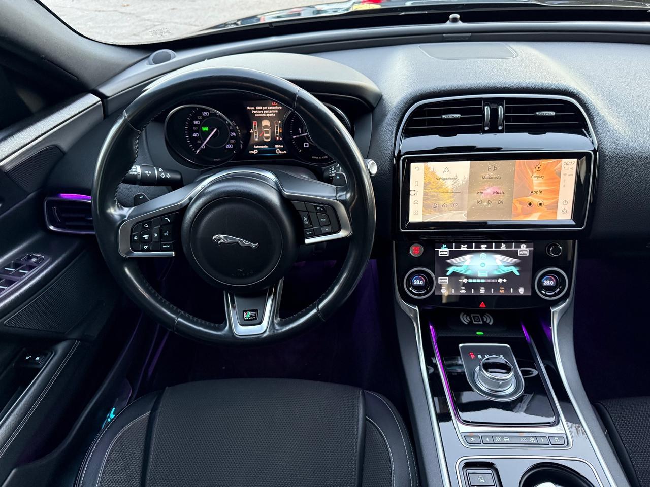 Jaguar XE 2.0 D Turbo aut. R-Sport