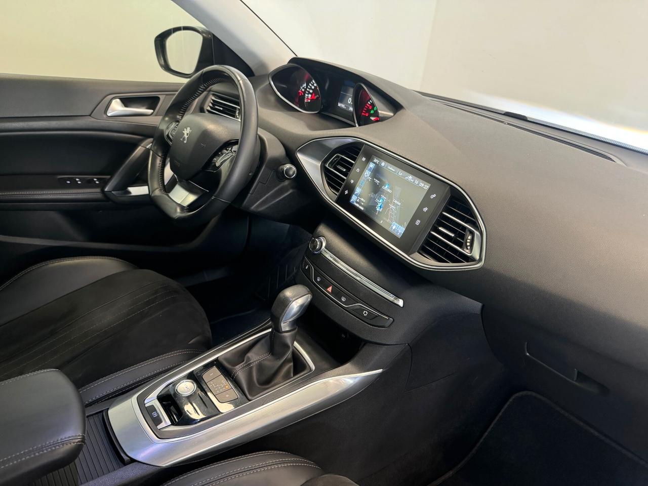 Peugeot 308 BlueHDi 150 S&S EAT6 Allure NAVI TETTO LED