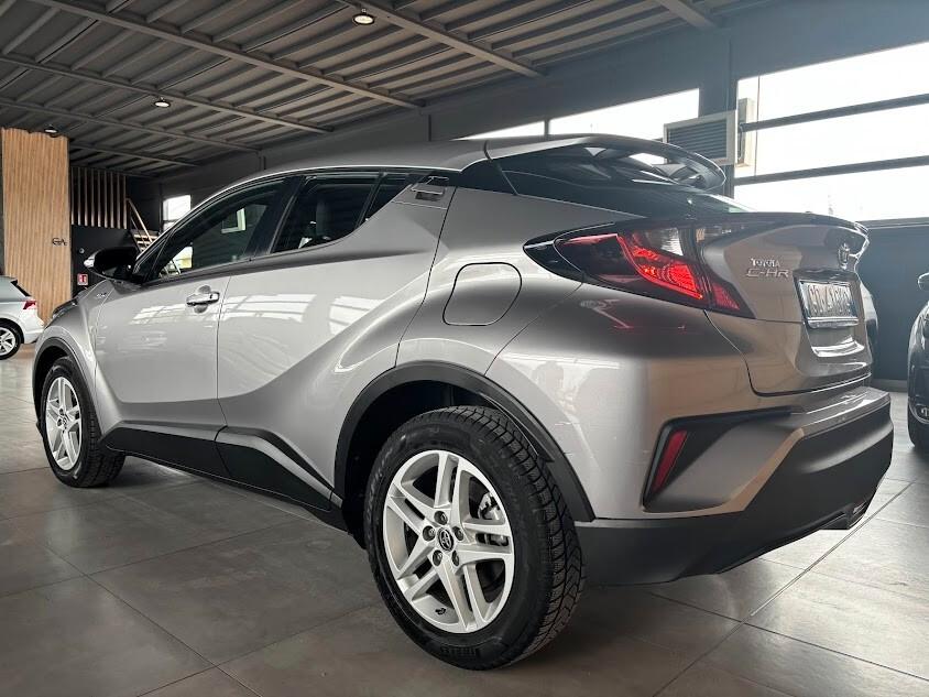 Toyota C-HR 1.8 Hybrid E-CVT Business
