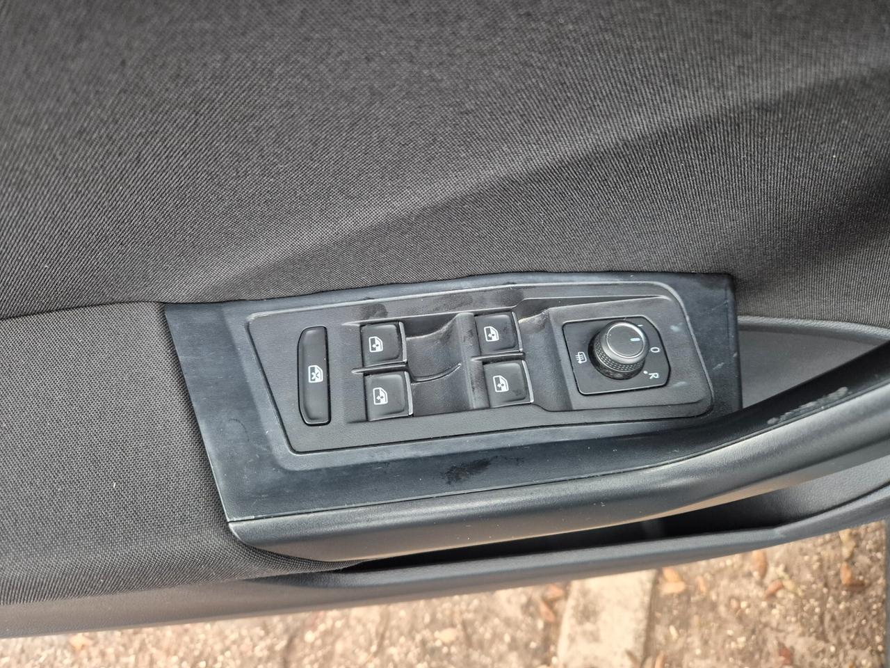 Volkswagen T-Roc 1.0 TSI Business BlueMotion Technology