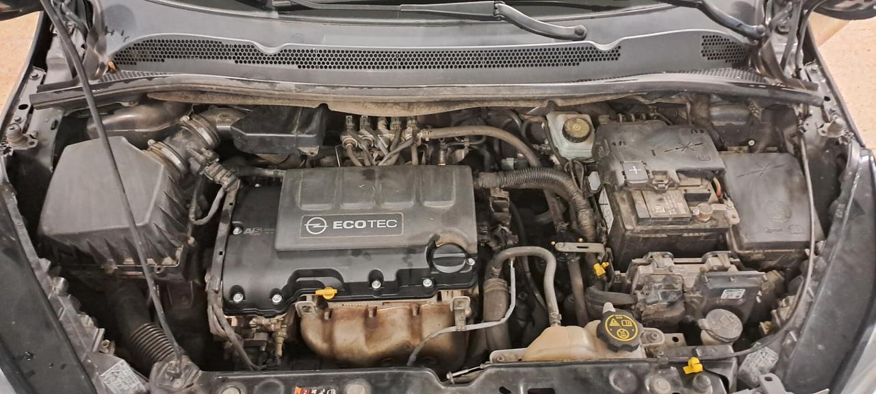 Opel Corsa 1.2 5p con Gpl fino 2028