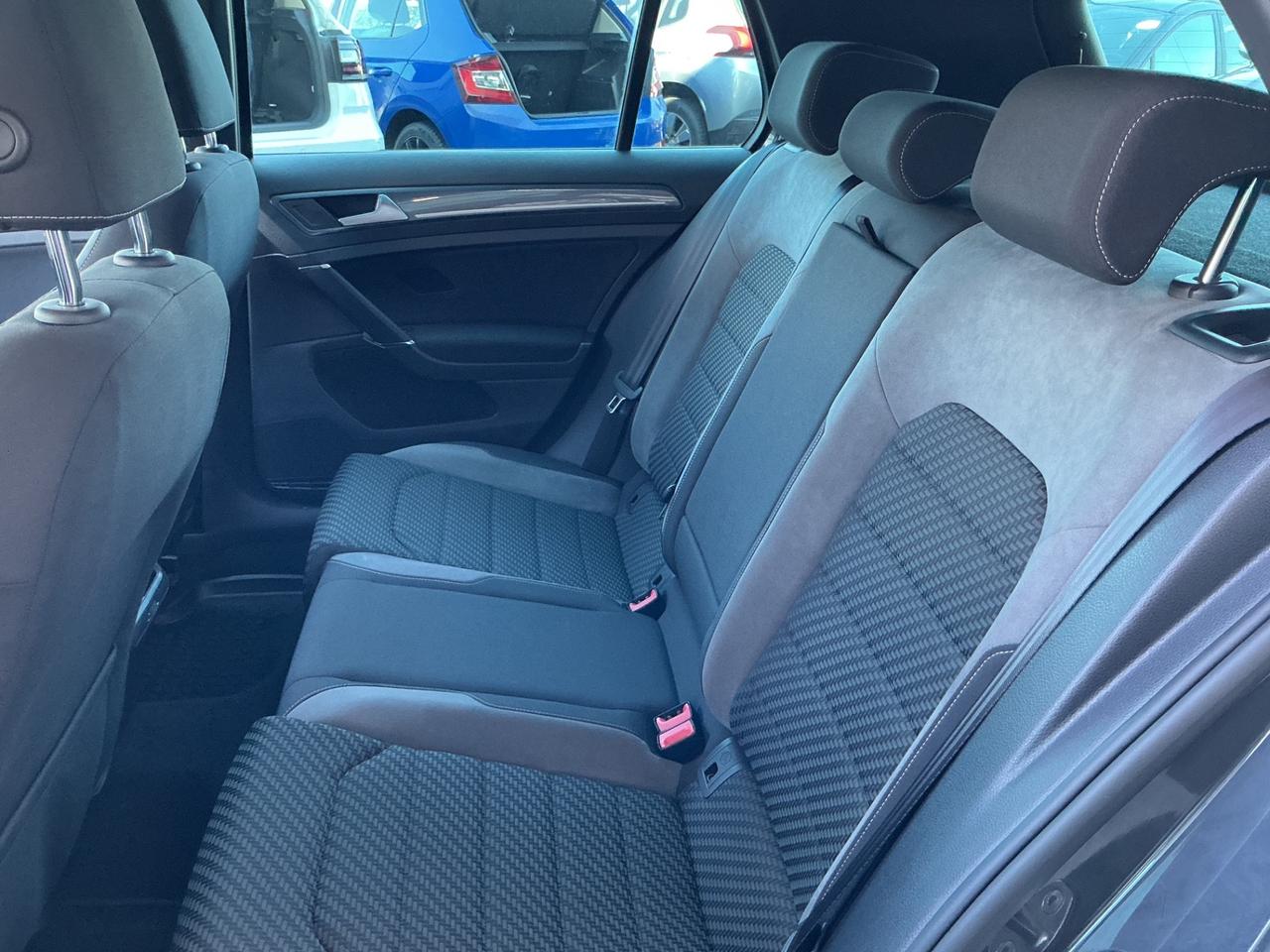 Volkswagen Golf R-Line 1.6 Diesel Cambio Automatico