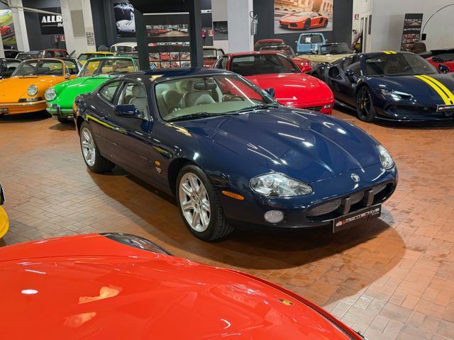 JAGUAR XK8 4.0 Coupé Pelle beige tagliandi