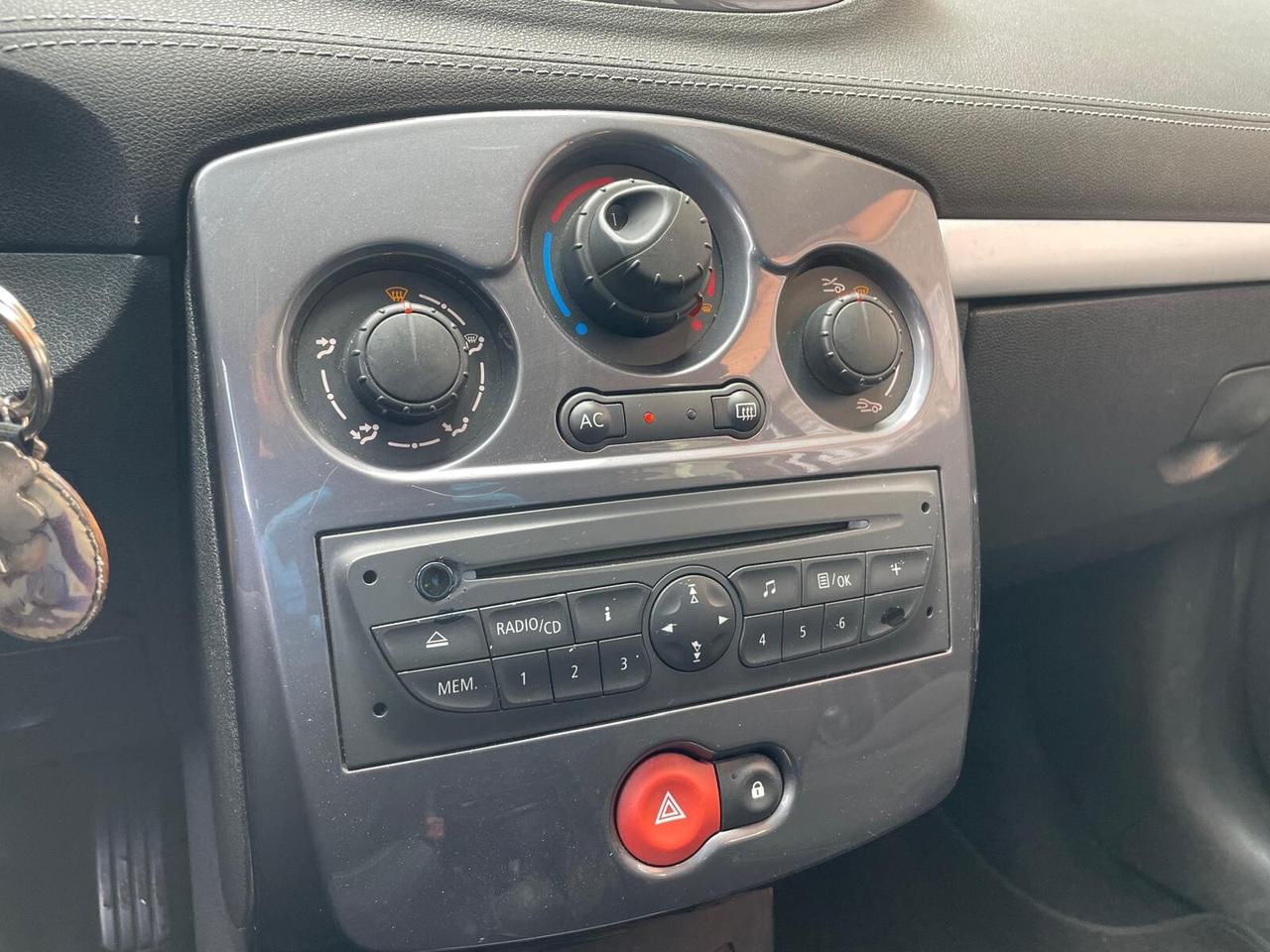 Renault Clio 1.2 16V 5 porte Confort