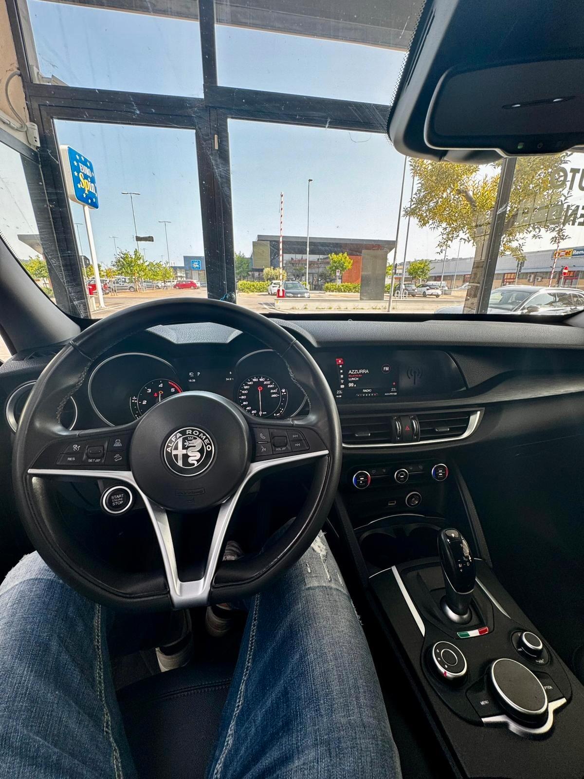 Alfa Romeo Stelvio 2.2 Turbodiesel 210 CV AT8 Q4 Executive