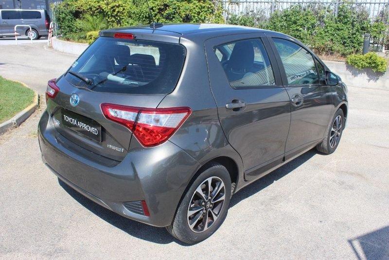 Toyota Yaris 1.5 Hybrid 5 porte Active