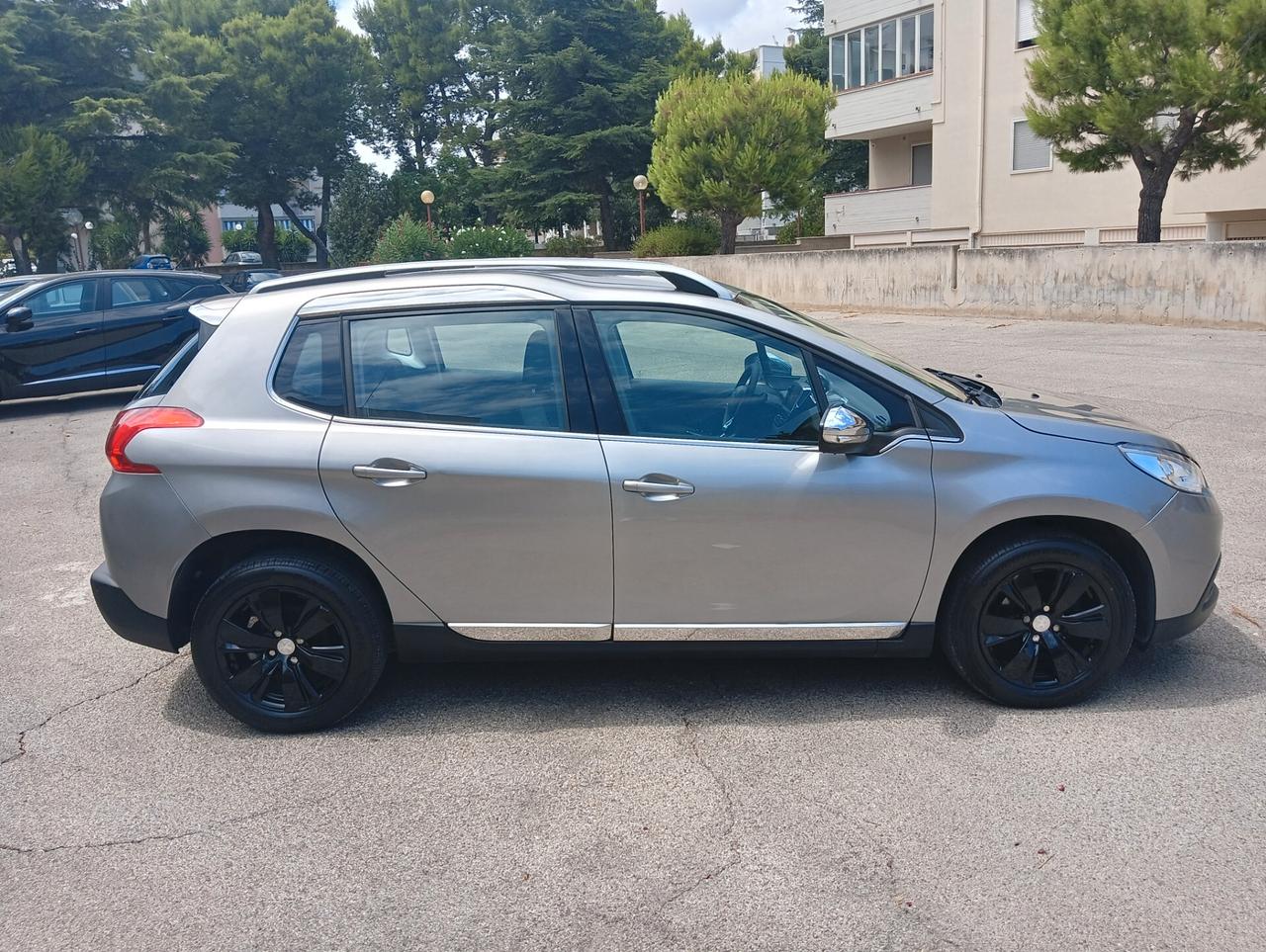 Peugeot 2008 1.6 e-HDi 92 CV Stop&Start Allure
