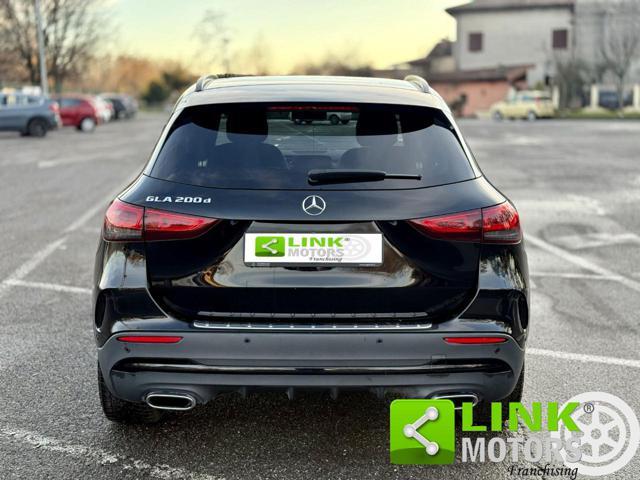 MERCEDES-BENZ GLA 200 d Automatic Premium