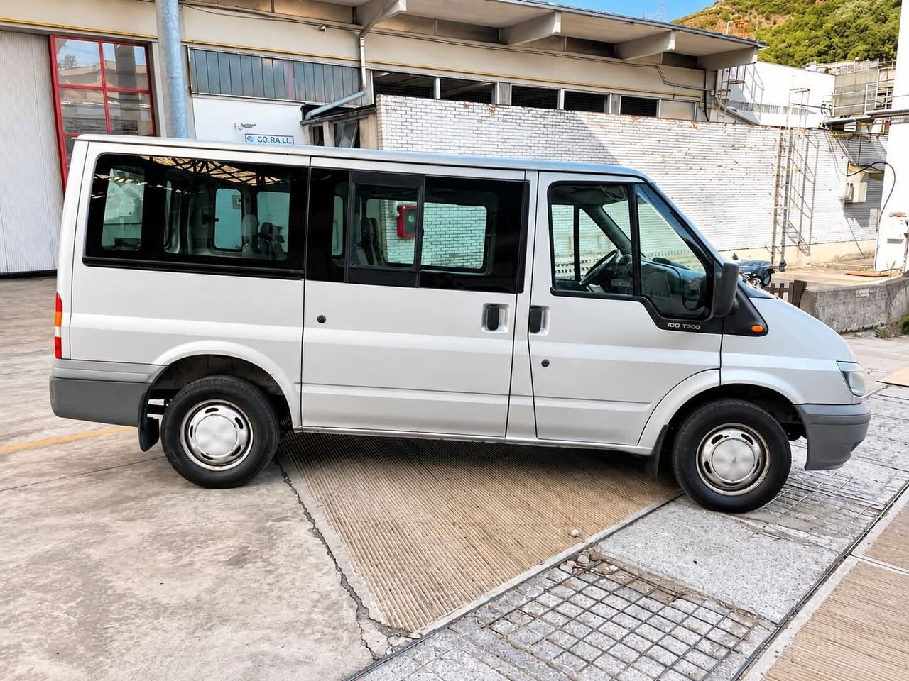 Ford Transit/Tourneo/Bus Tourneo 300 2.0 TD/100 cat PC Mbs LX