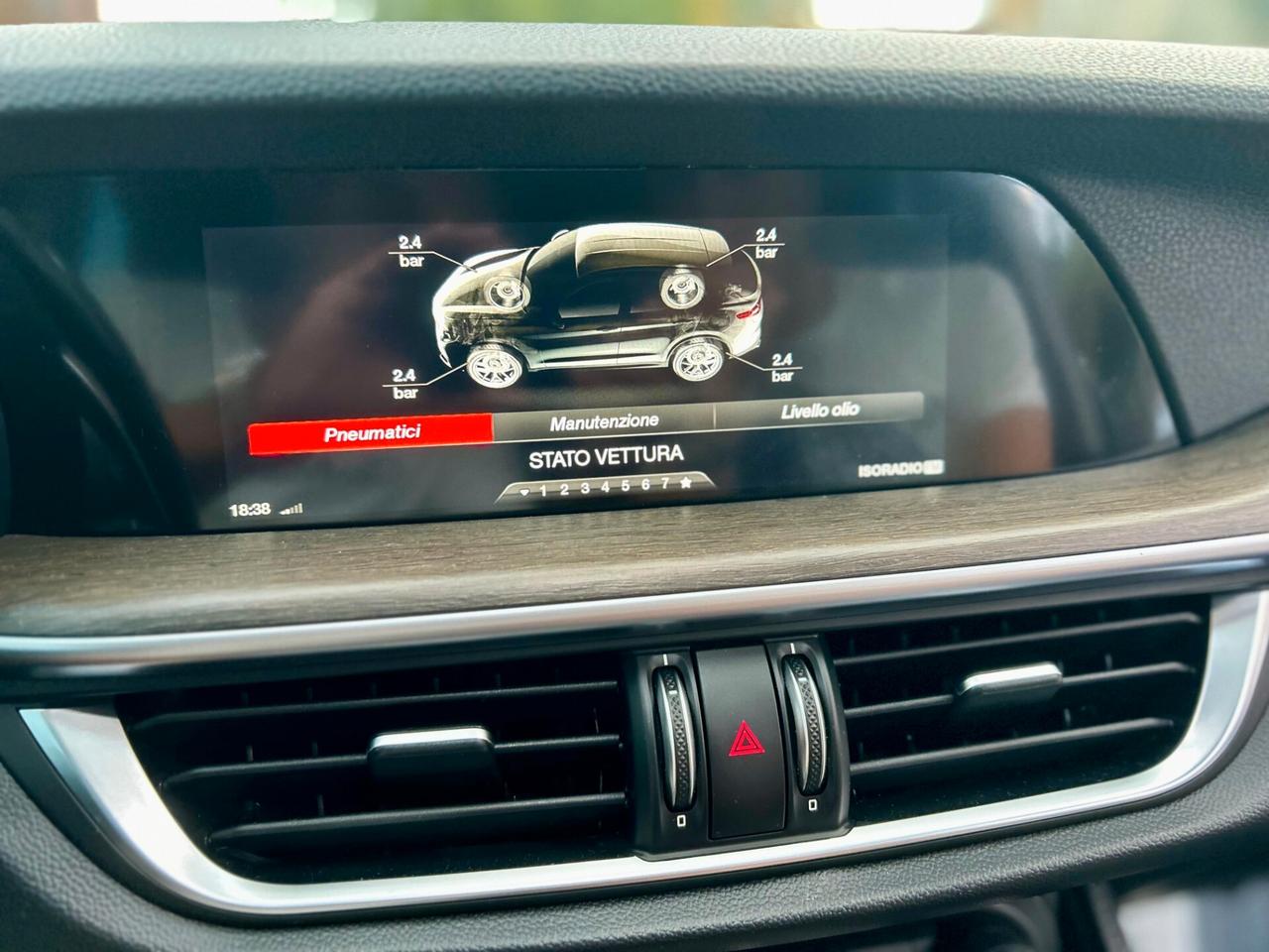 Alfa Romeo Stelvio 2.2 Turbodiesel 210 CV AT8 Q4 Executive
