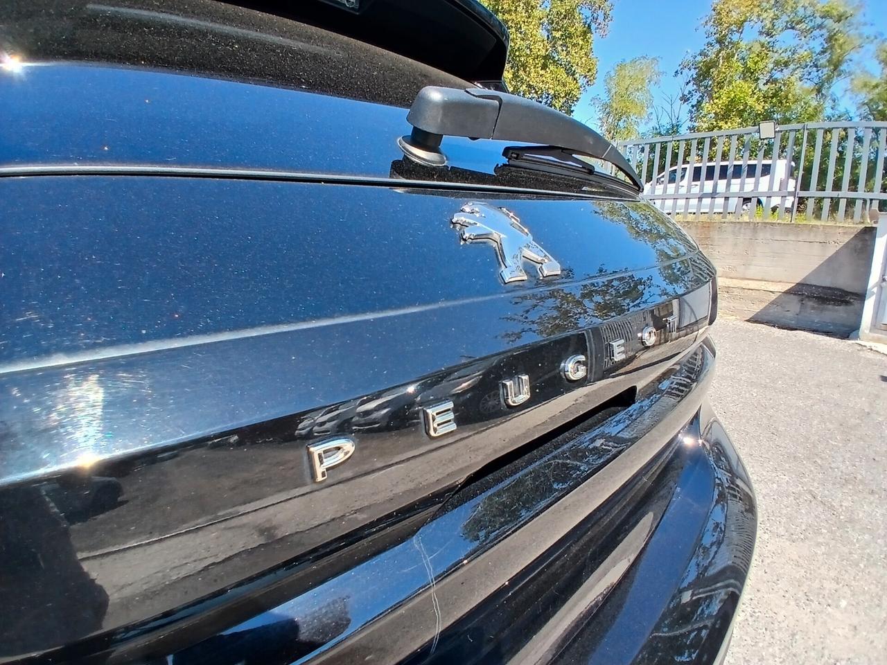 Peugeot 208 PureTech 100 S&S Active Pack