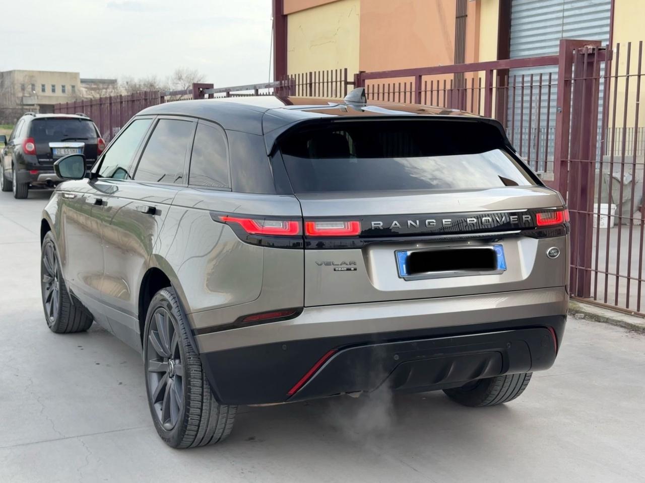 Range Rover Velar 2.0D 240 CV R-Dynamic