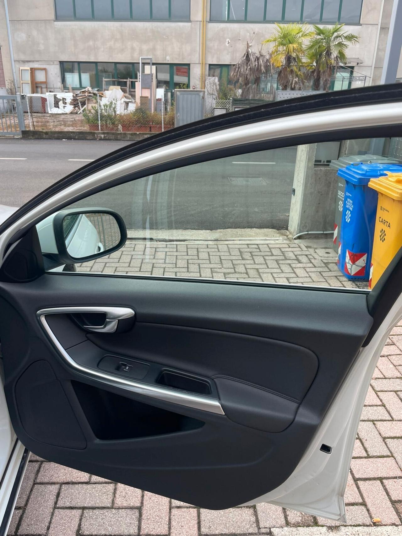 Volvo V60 D3 Summum 2.0cc 163cv