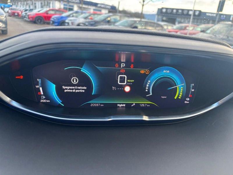Peugeot 3008 Hybrid4 300 e-EAT8 Allure Pack vettura a noleggio per info benedetta