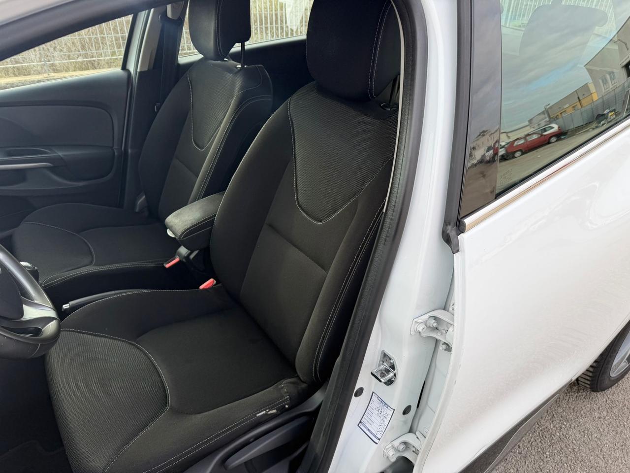 Renault Clio Sporter 1.5 dCi 8V 90CV Costume National