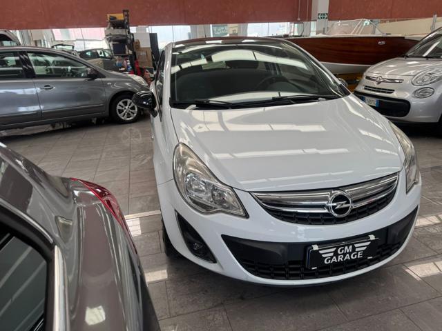 OPEL Corsa 1.2 3 porte b-color