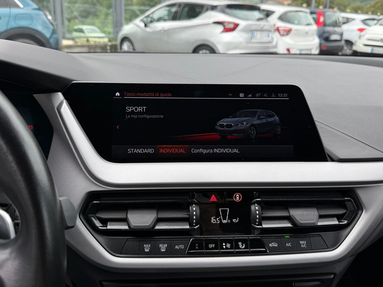 Bmw 118d 5p. Business Advantage Auto.