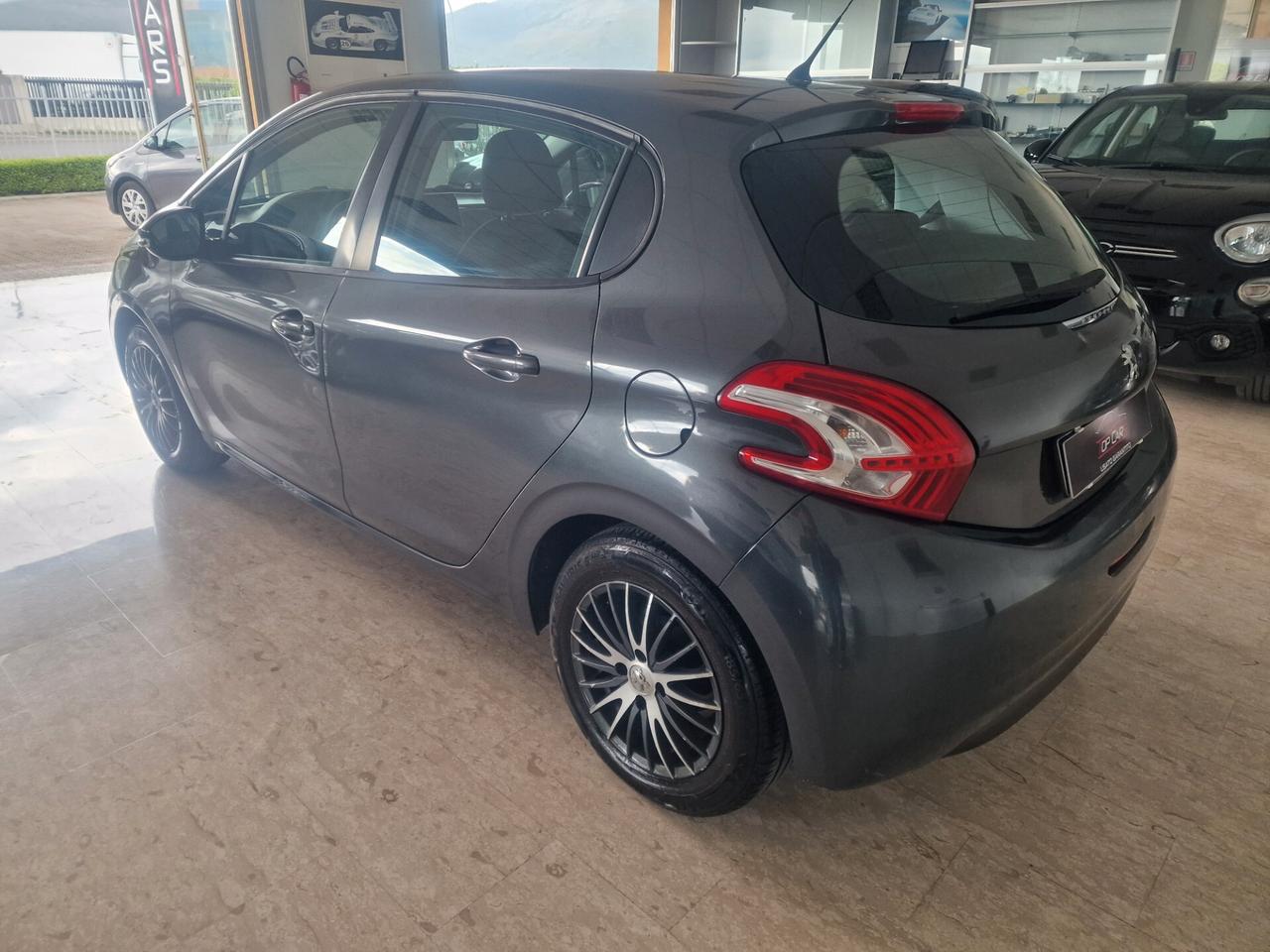 Peugeot 208 1.4 HDi 5 porte