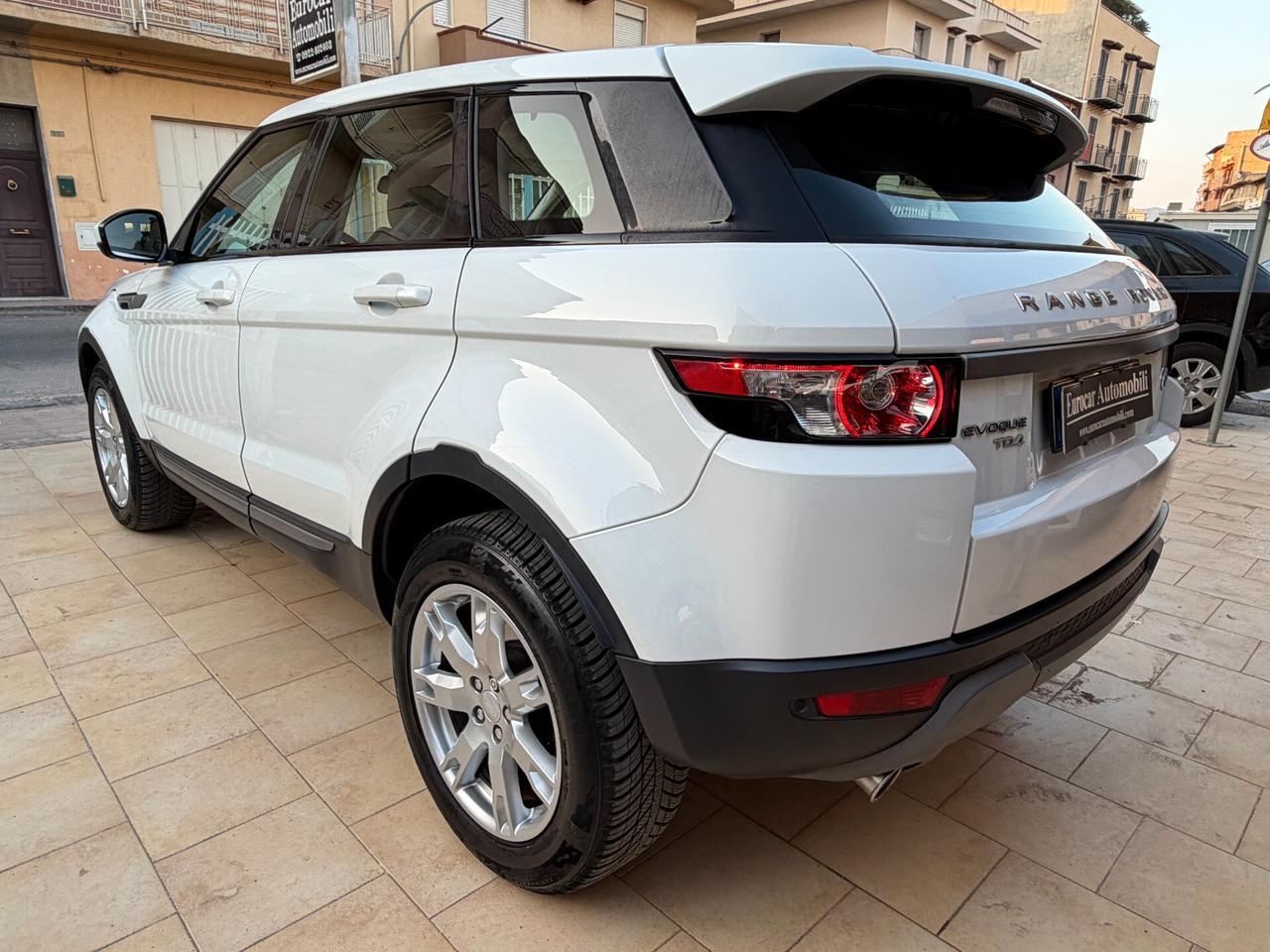 Land Rover Range Evoque 2.2 TD4 - CAMBIO AUTOMATICO