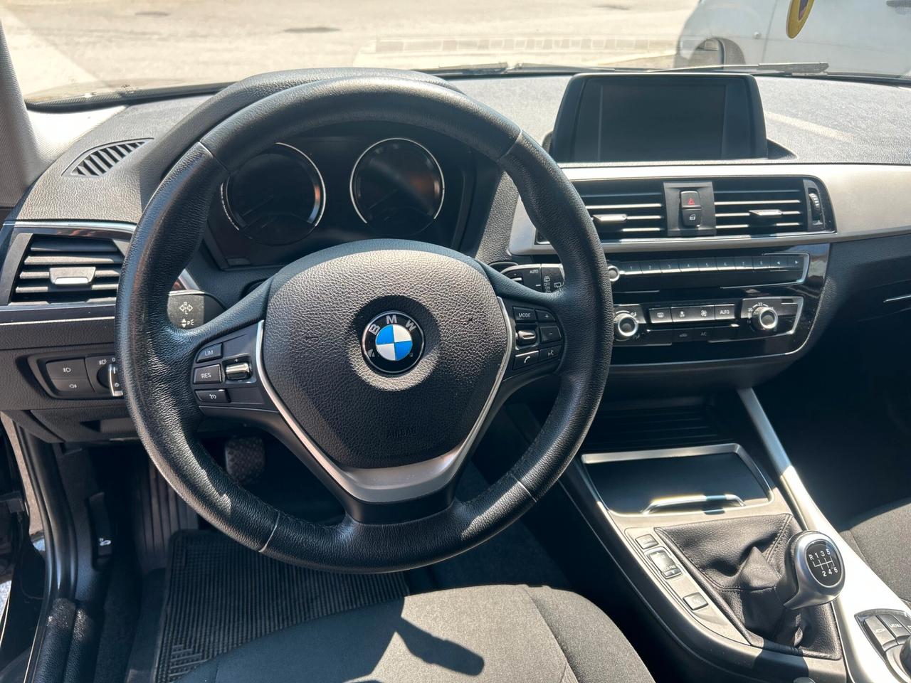 Bmw 118 I 5 porte km 112.500 ok neopatentati