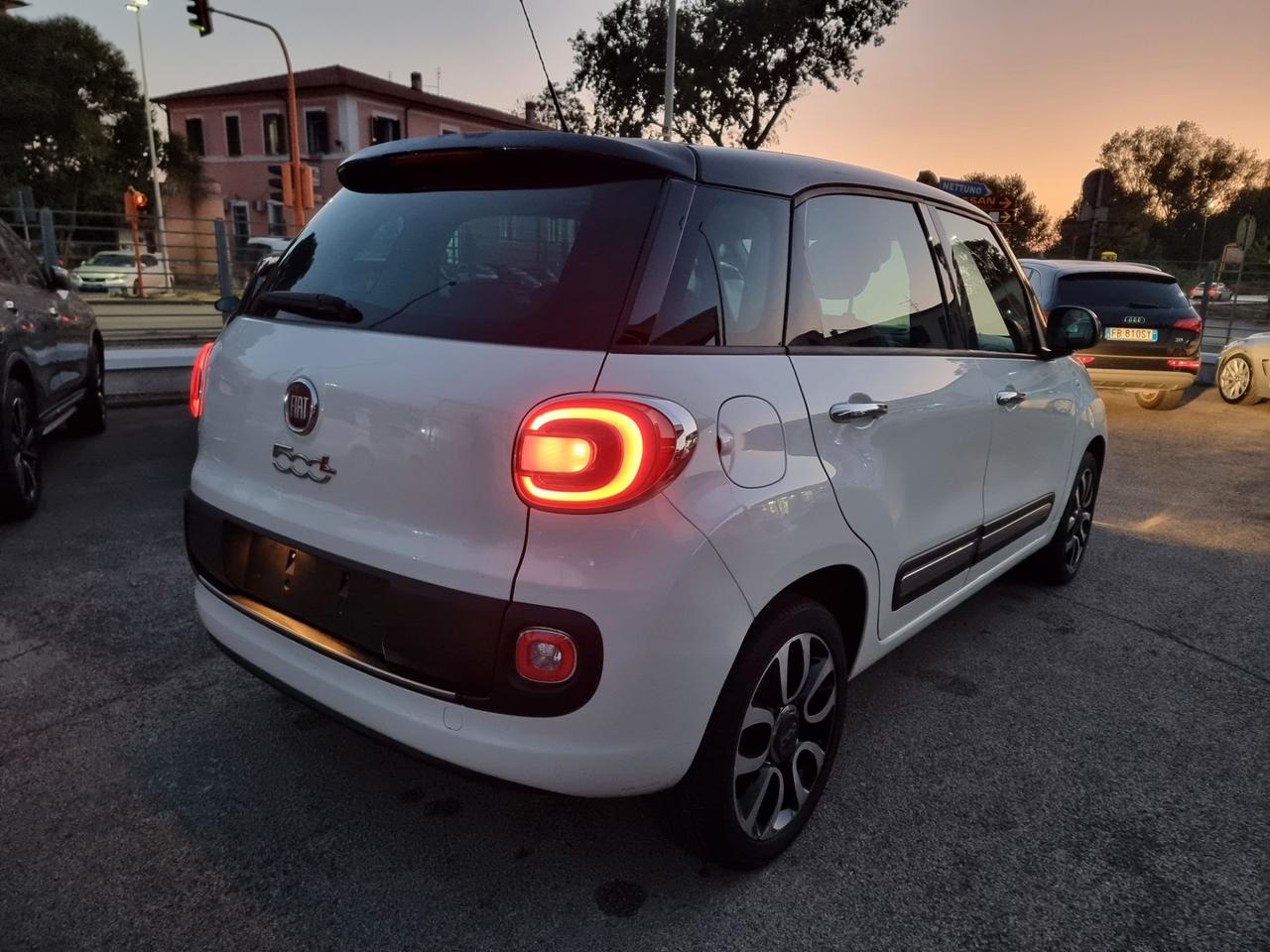 Fiat 500L 1.6 Multijet 105 CV Panoramic Edition Bianco Gelato