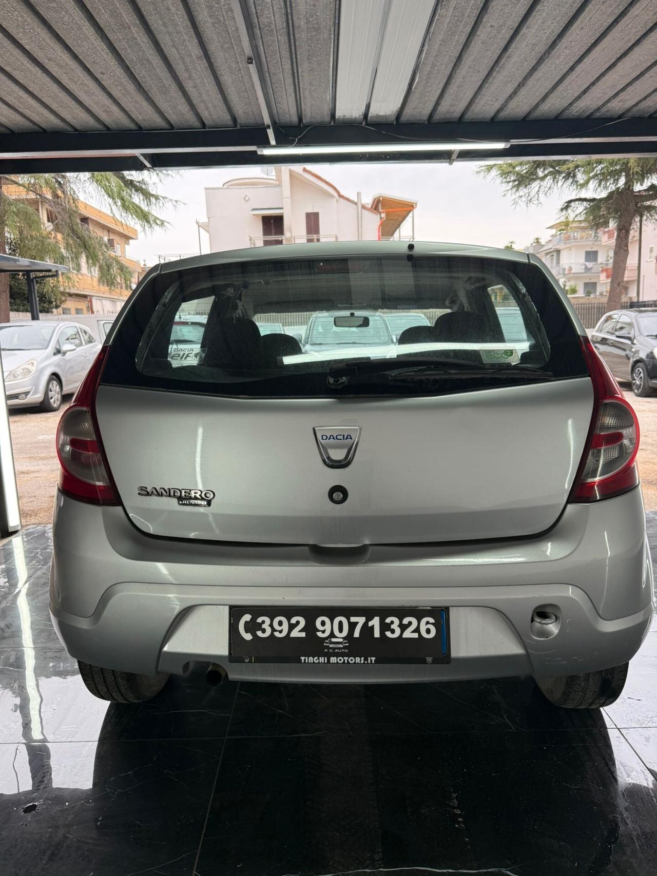 Dacia Sandero 1.2 16V Lauréate