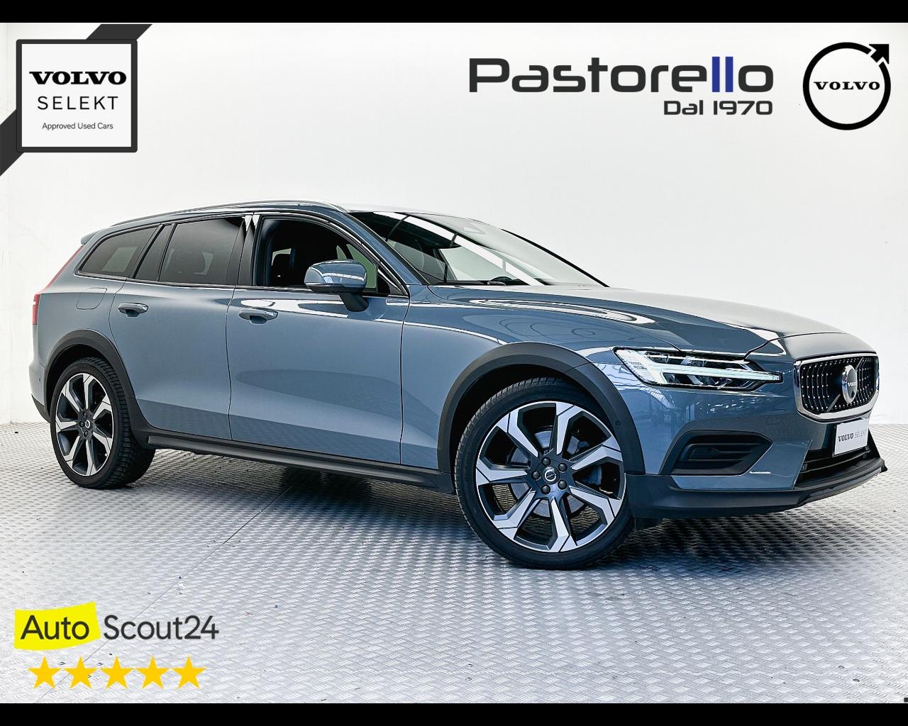 VOLVO V60 CC (2018-2024) - V60 Cross Country B4 (d) AWD automatico Plus