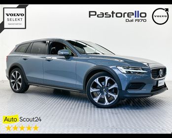 VOLVO V60 CC (2018-2024) - V60 Cross Country B4 (d) AWD automatico Plus
