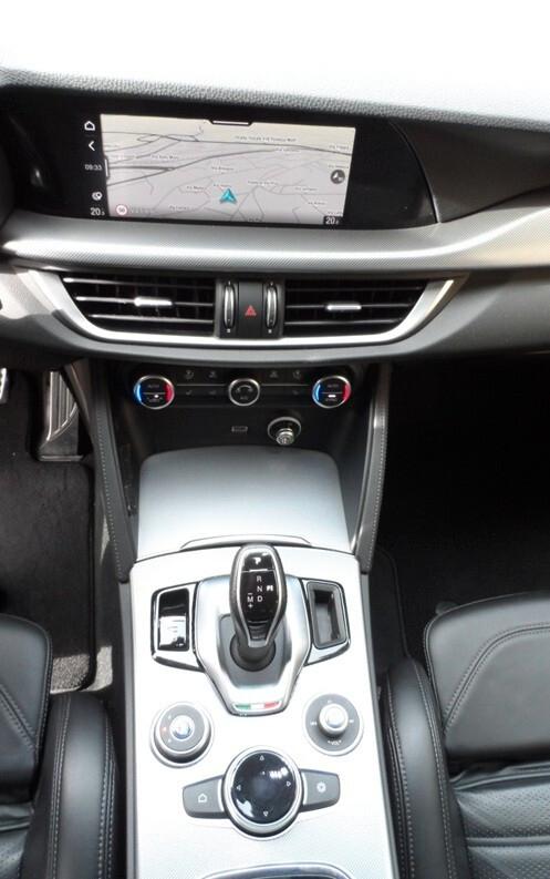 Alfa Romeo Stelvio 2.2 Turbodiesel 210 CV Q4 Veloce