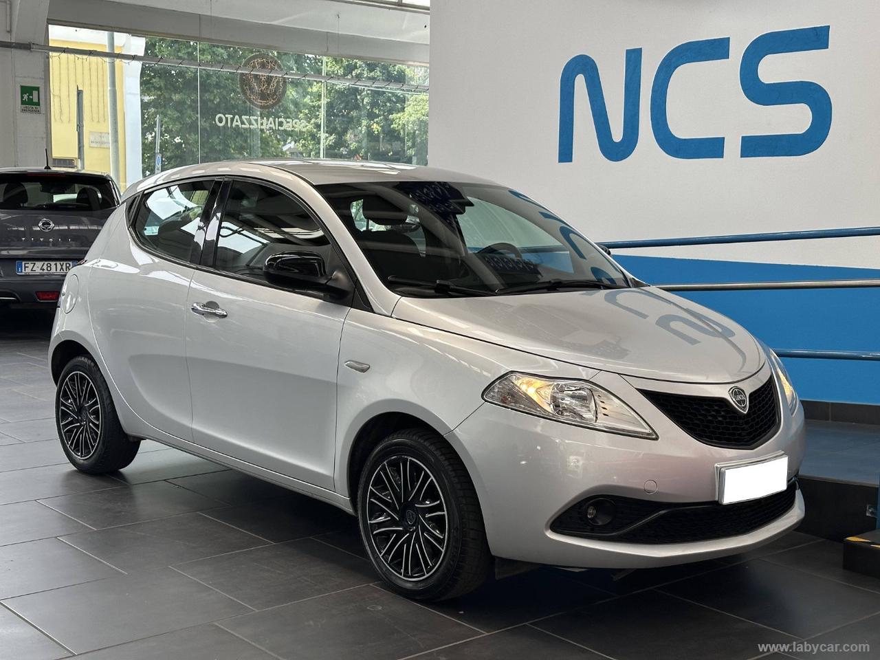 LANCIA Ypsilon 1.2 69 CV 5p. S&S Gold