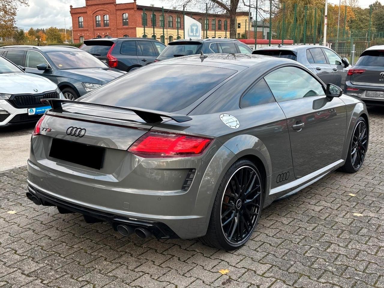 Audi TT TTS Coupé TFSI quattro S tronic