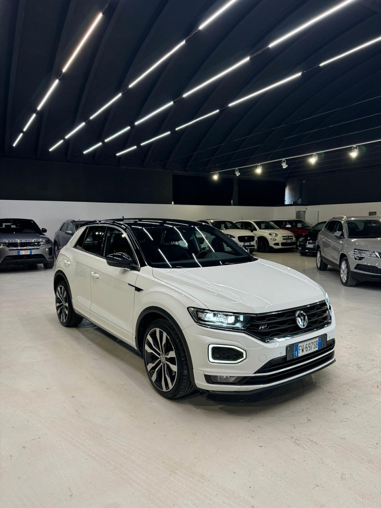 VOLKSWAGEN T-ROC RLINE