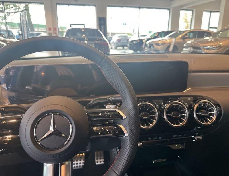 Mercedes-Benz Classe A 180d Automatic AMG Line Advanced Plus