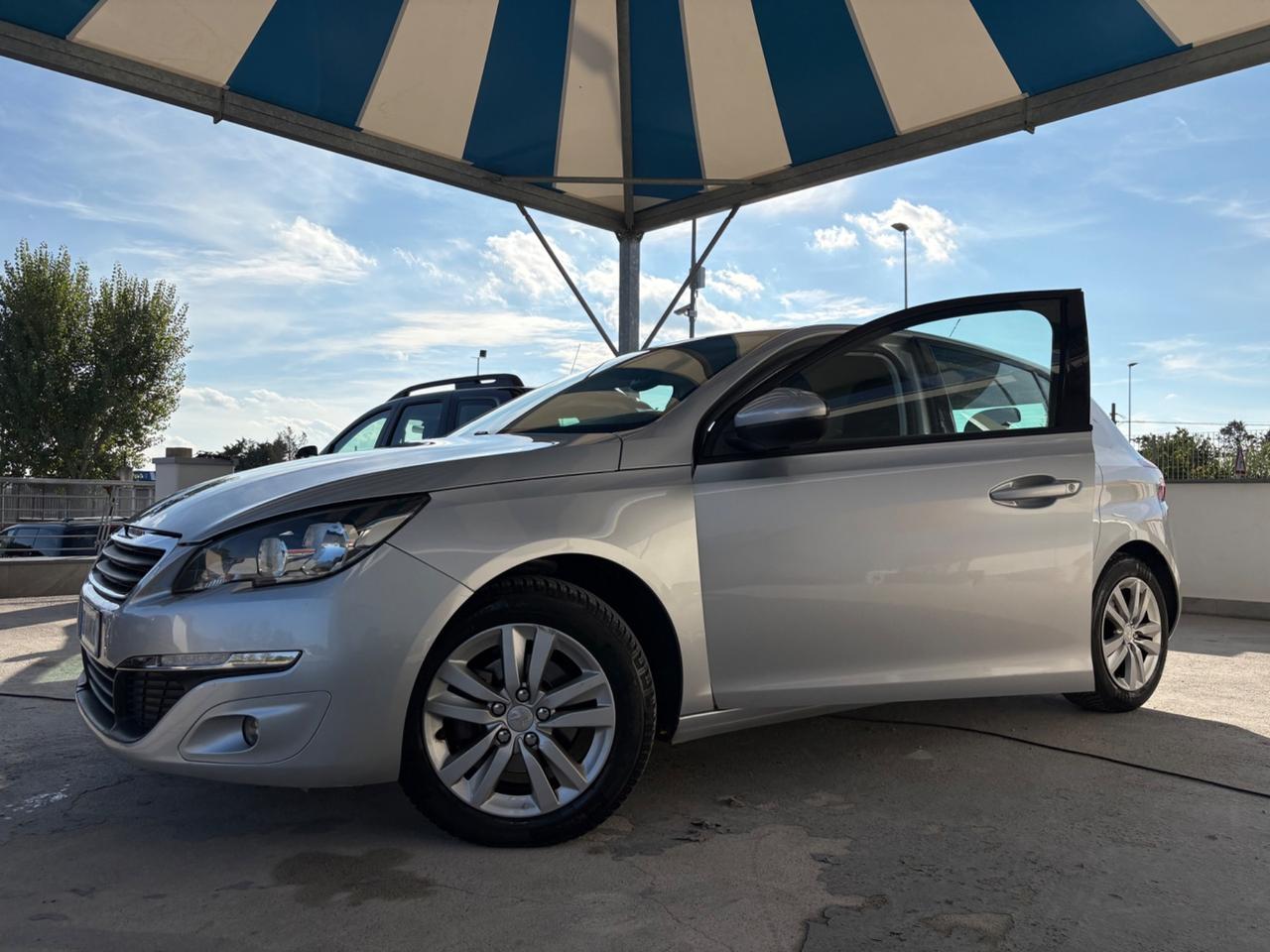 Peugeot 308 1.6 e-HDi 115 CV Stop&Start Business