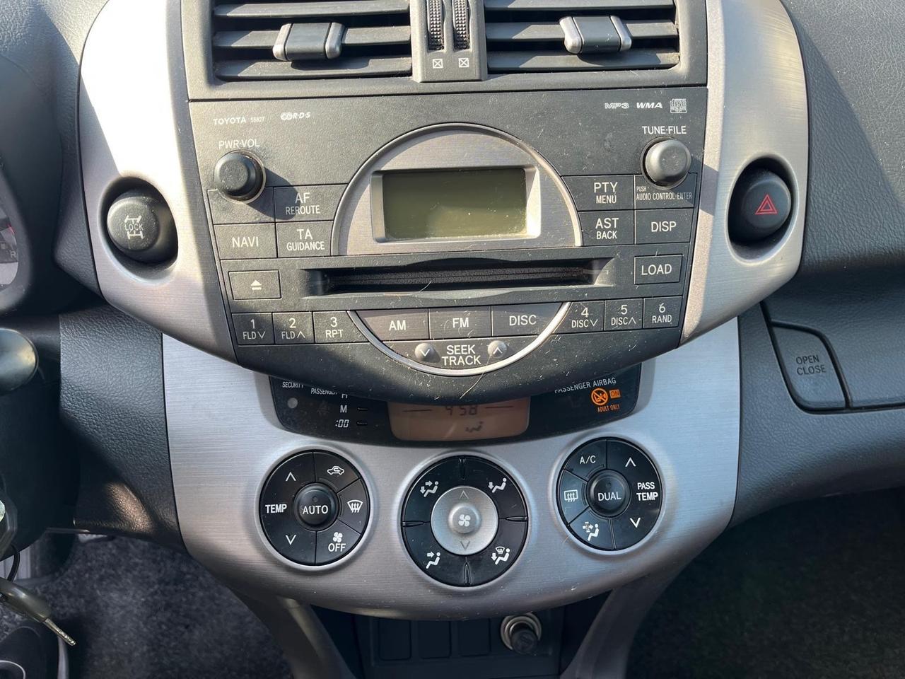 Toyota RAV 4 -2.2 D-4D-4x4- full-2006