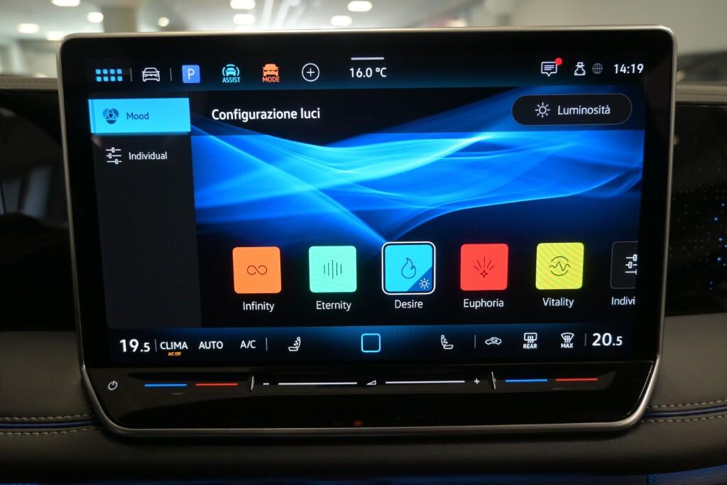 VOLKSWAGEN TIGUAN 2.0 TDI 150CV DSG R LINE *2025