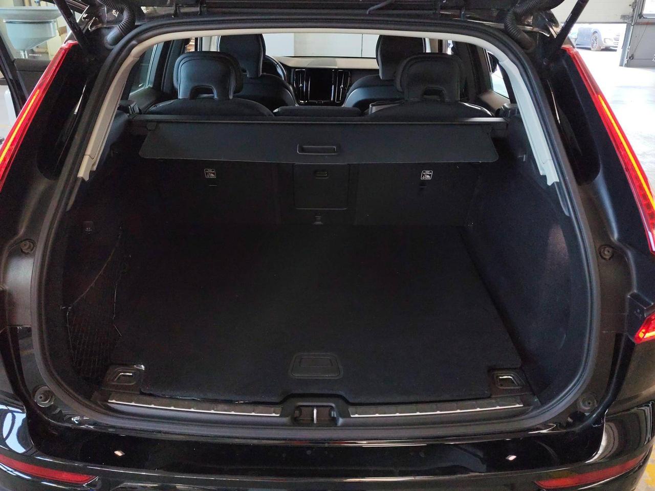 Volvo XC60 2.0 b4 Momentum awd